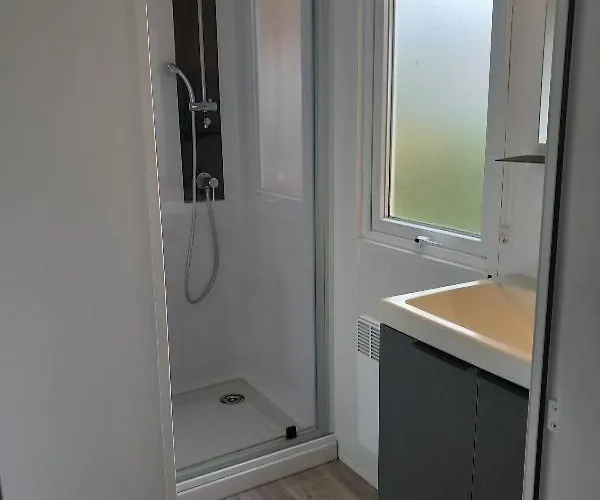 Mobil Les Viviers 4 Etoiles Kemping *