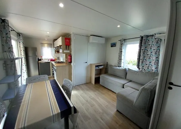 Mobil Les Viviers 4 Etoiles *